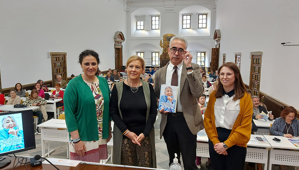 La UPSA presenta un libro para prevenir el deterioro cognitivo y estimular el envejecimiento